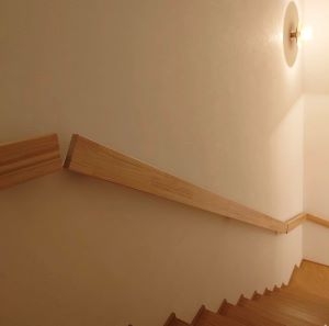 階段手すり.jpg